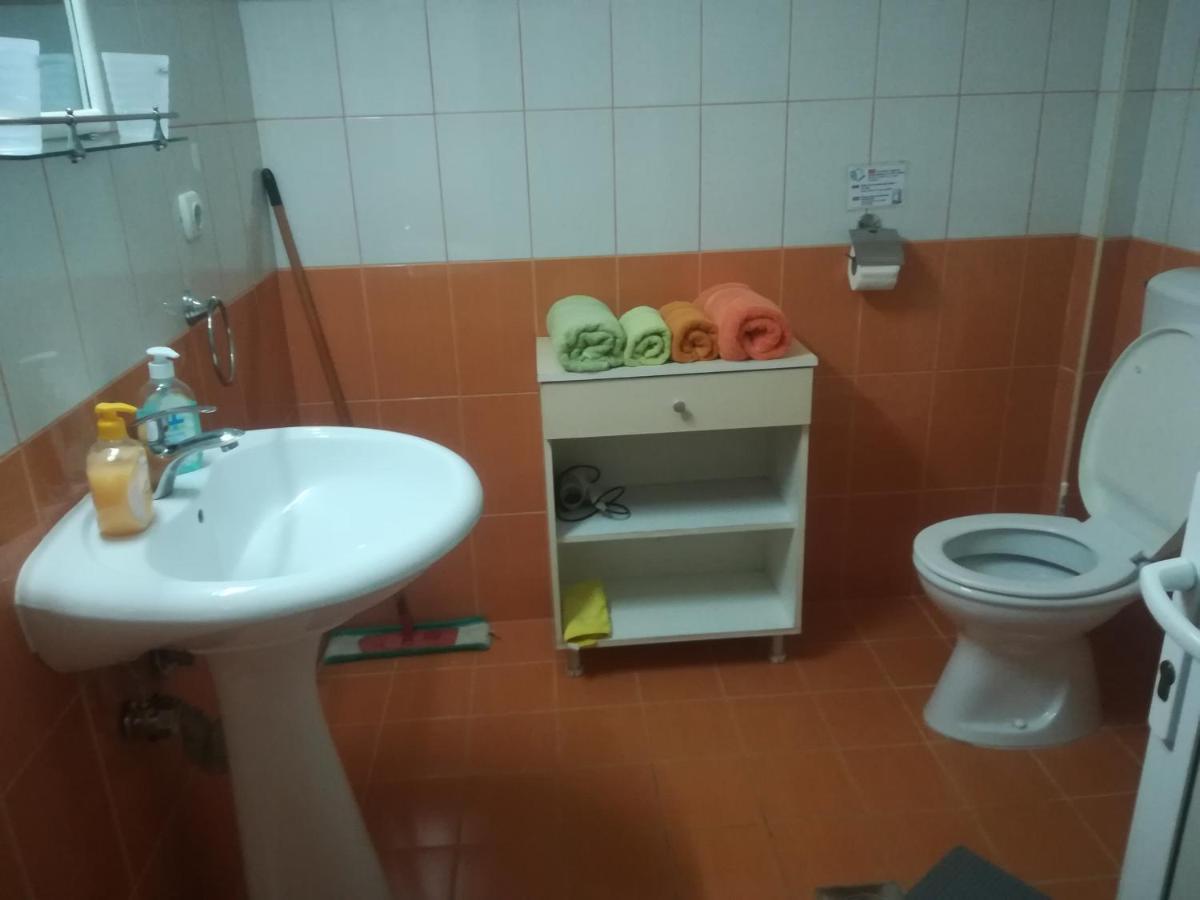 Karoski Apartments & Suites Ohrid Buitenkant foto