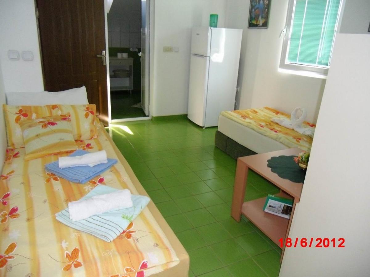 Karoski Apartments & Suites Ohrid Buitenkant foto
