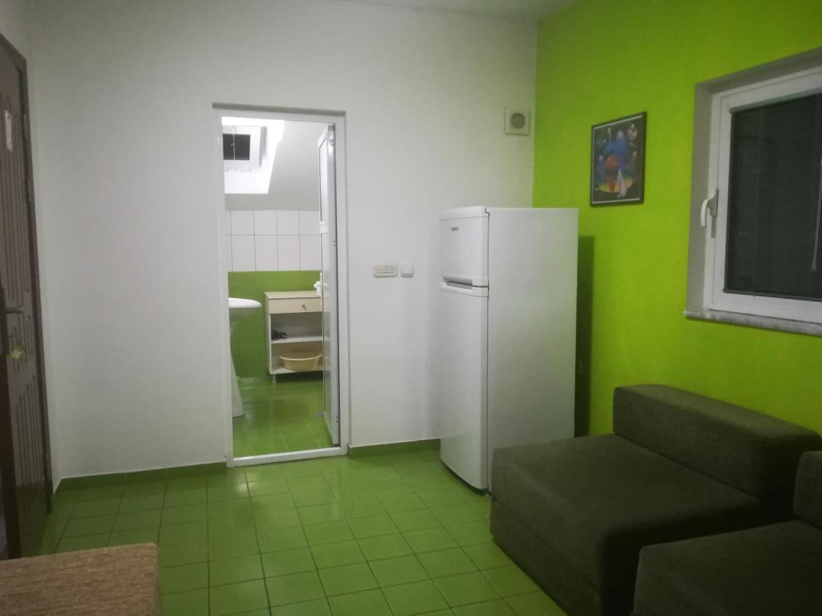 Karoski Apartments & Suites Ohrid Buitenkant foto