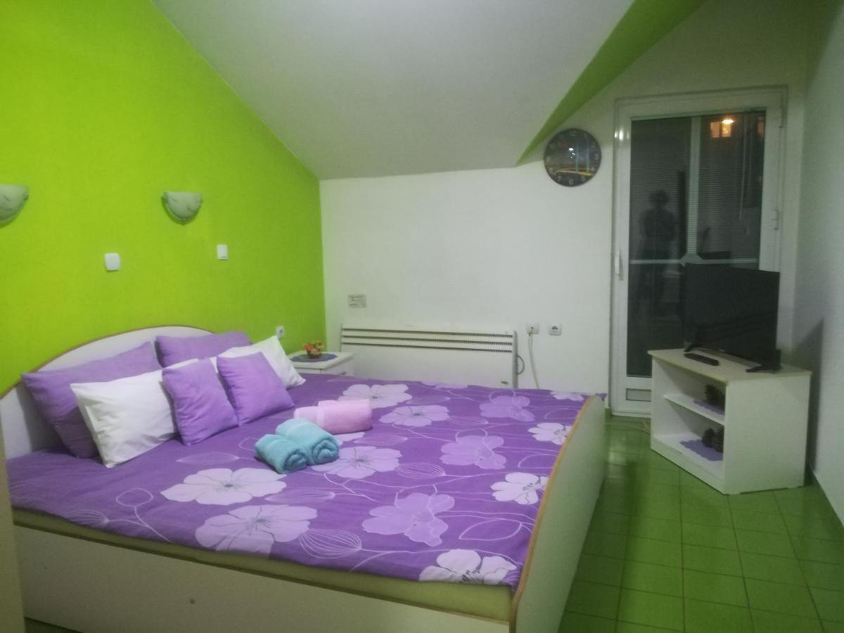 Karoski Apartments & Suites Ohrid Buitenkant foto