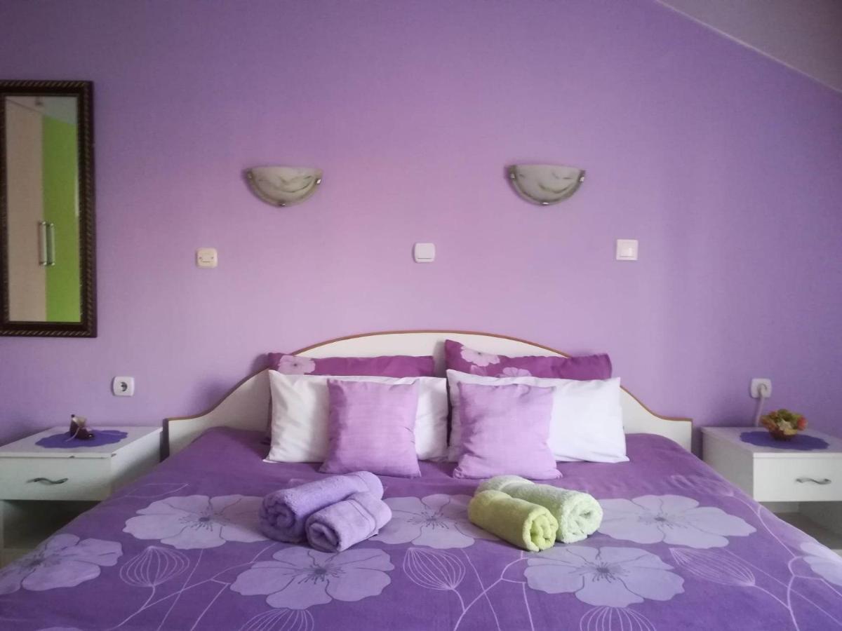 Karoski Apartments & Suites Ohrid Buitenkant foto
