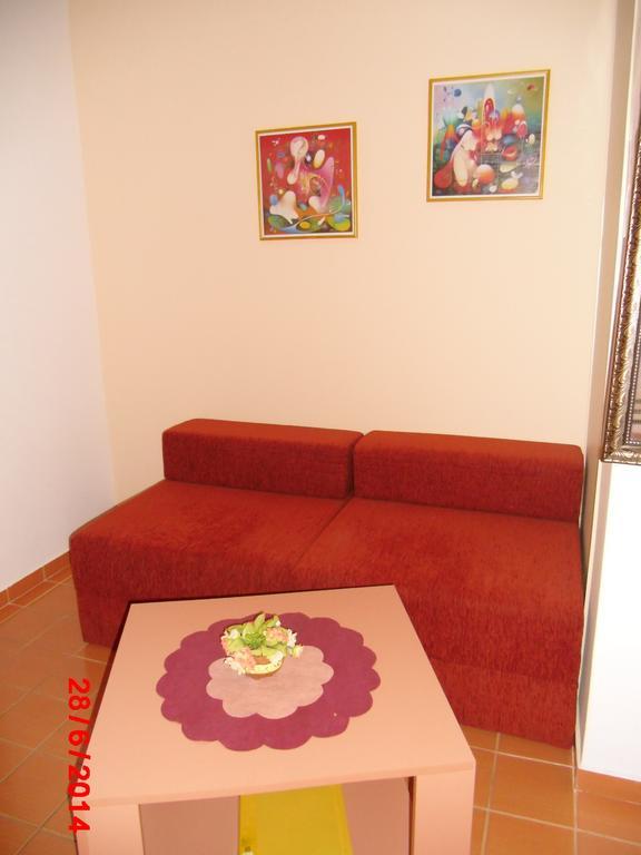 Karoski Apartments & Suites Ohrid Kamer foto