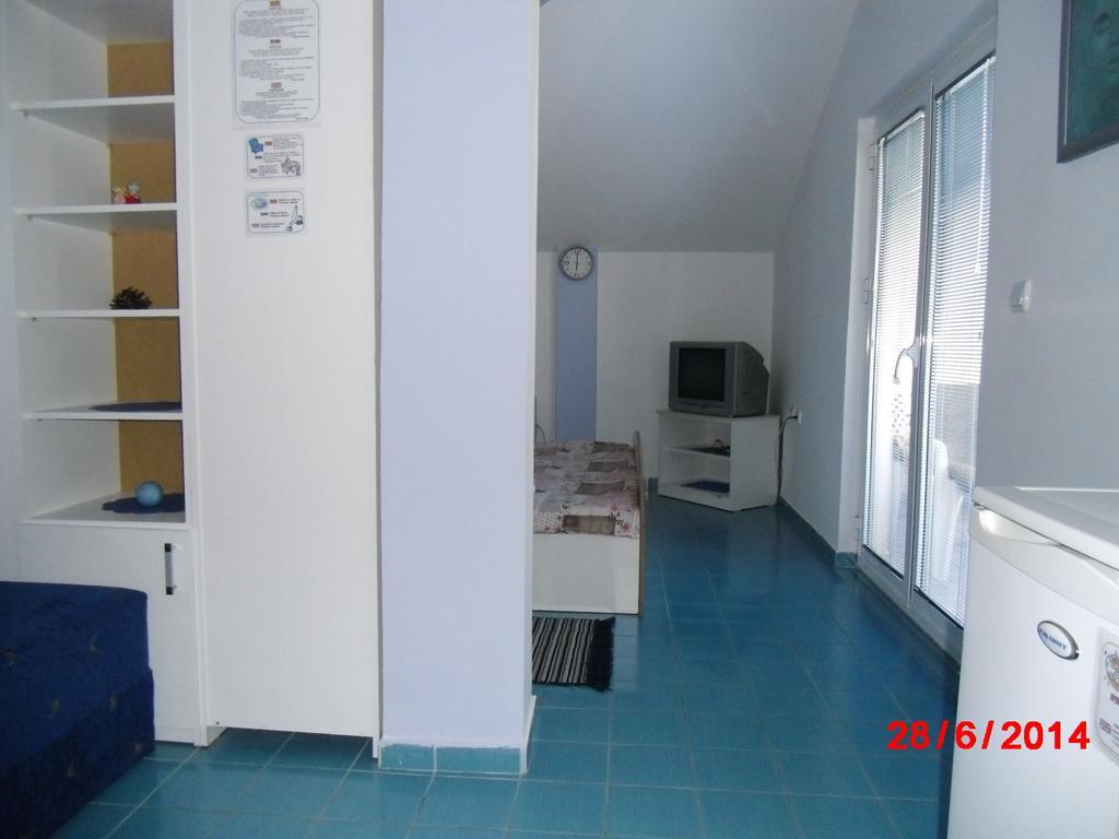 Karoski Apartments & Suites Ohrid Kamer foto